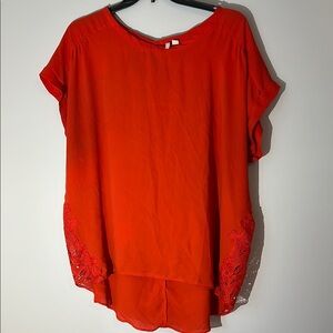 Vibrant‎ Red Hi-lo Blouse with lace insets on each side size 22/24W